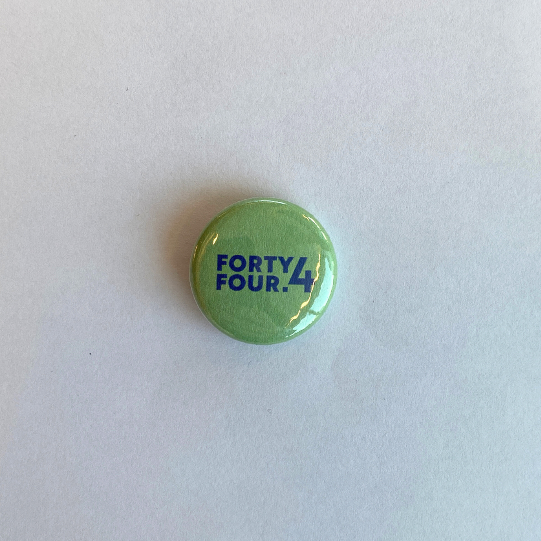 44.4 Pinback Buttons