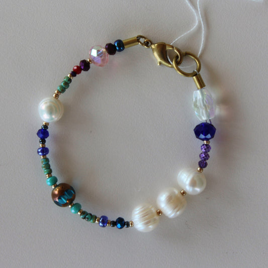 Lisa Wilson, big fresh water pearl beads bracelet