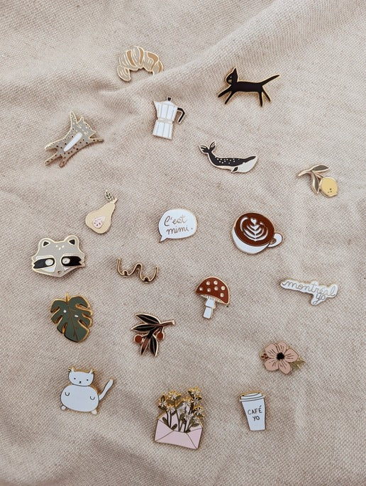 Pin d'émail d'art latte