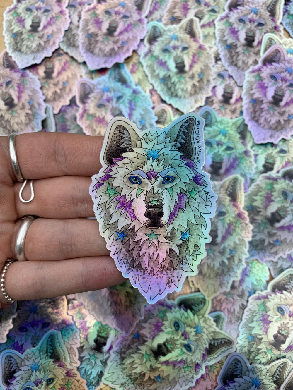 Autocollant loup holographique