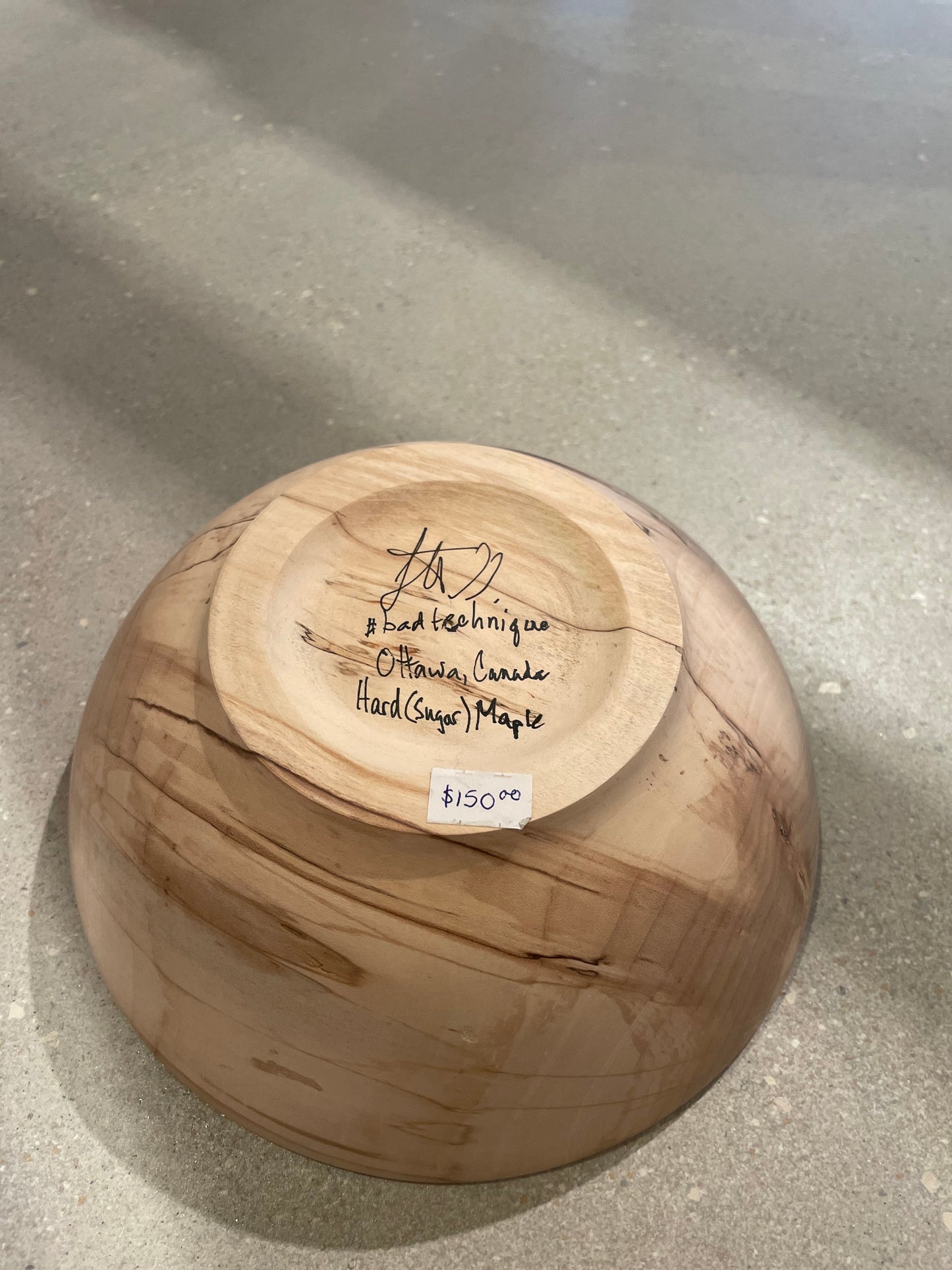 Bol de bois d'érable (à sucre) dur