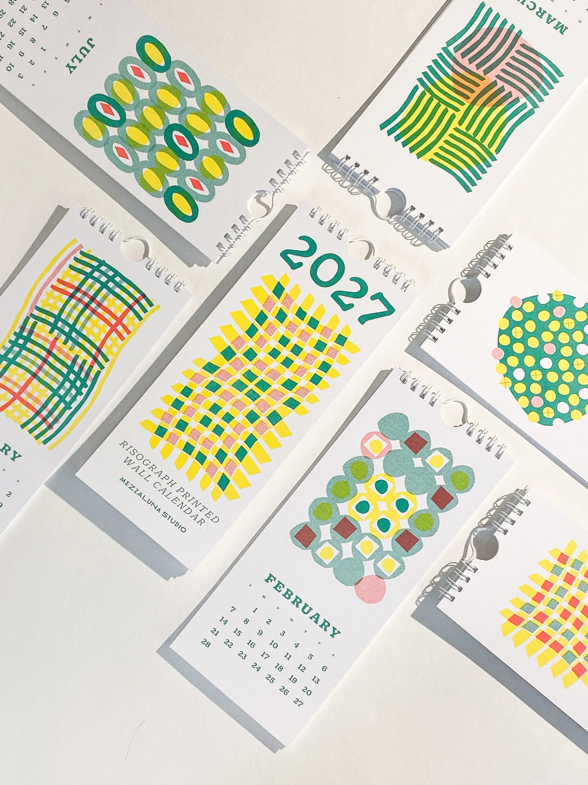 2027 Abstract Shapes Calendar