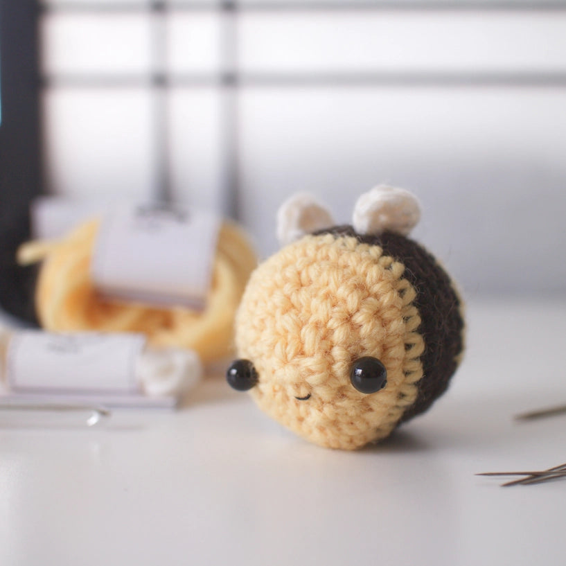 Little Bee Crochet Kit - Beginner Amigurumi Kit