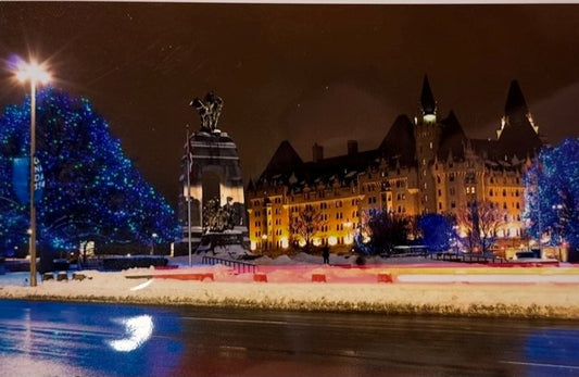 Carte Château Laurier la nuit en hiver