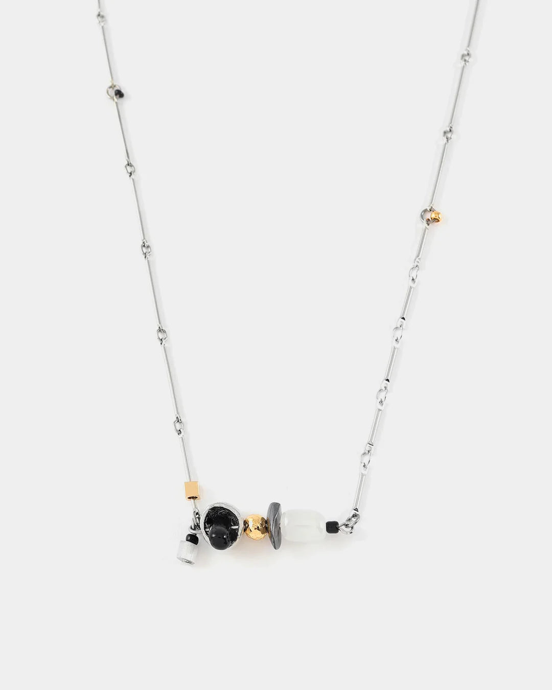 Collier Dardo