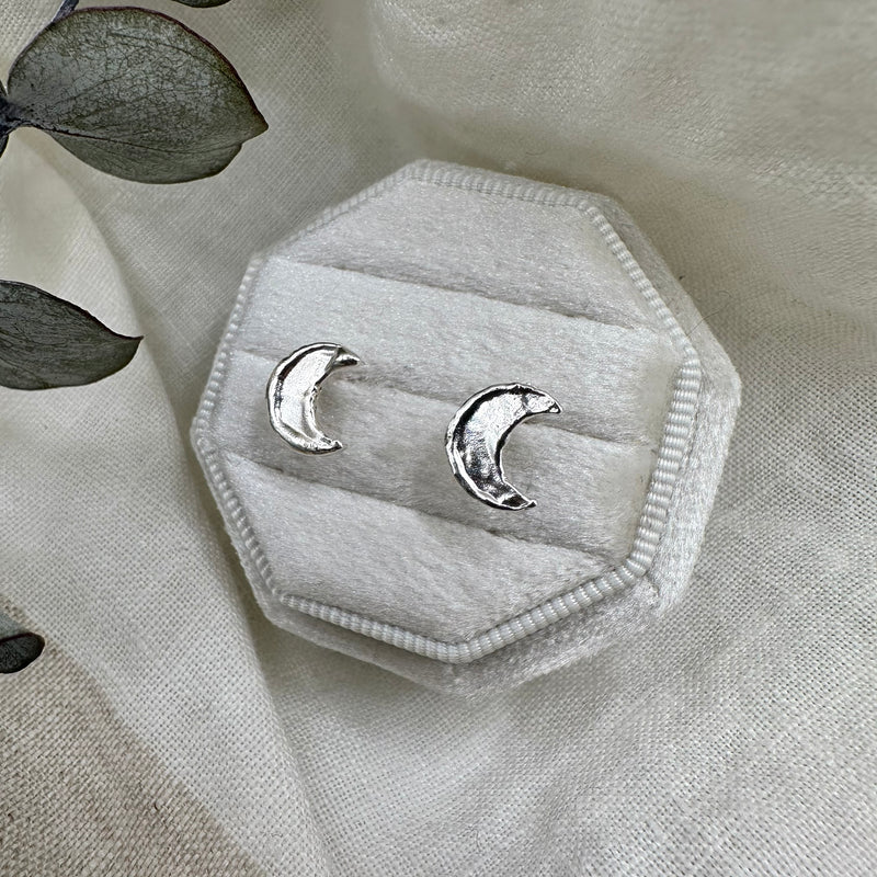 Wonder studs (boutons d’oreilles, «Wonder»)