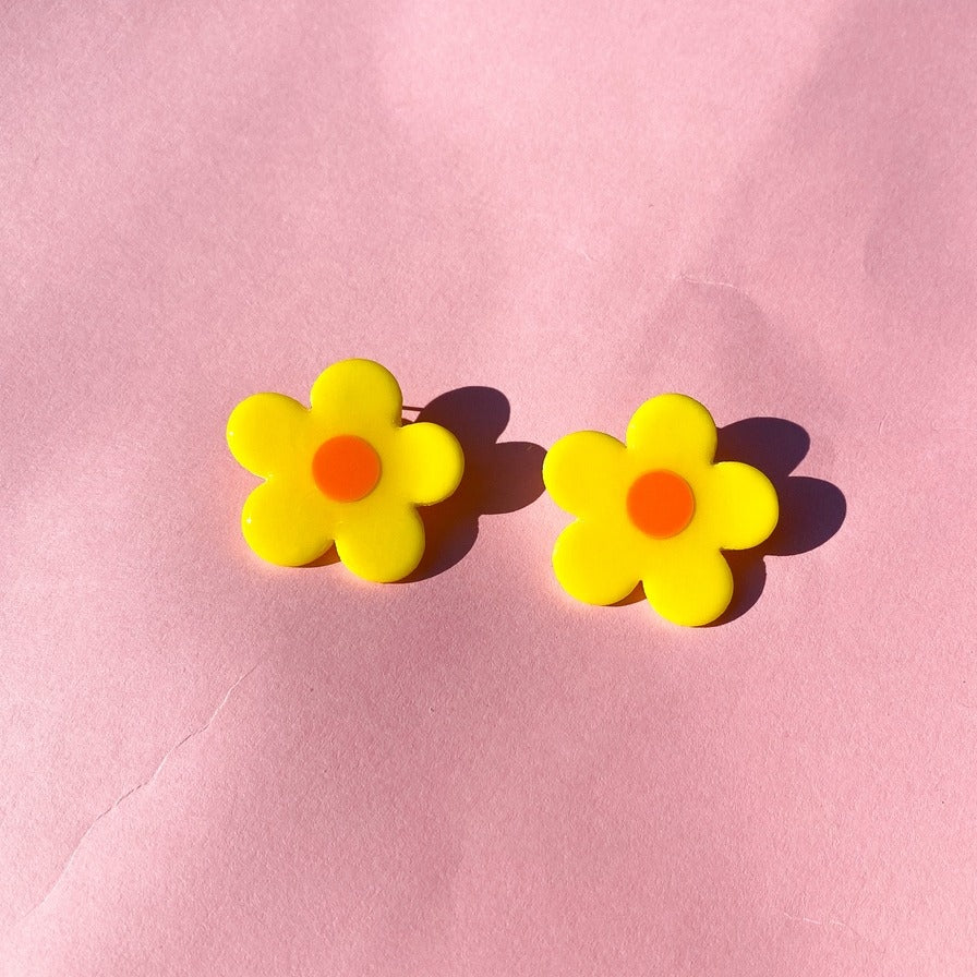 Polymer Clay Retro Daisy Stud Earrings
