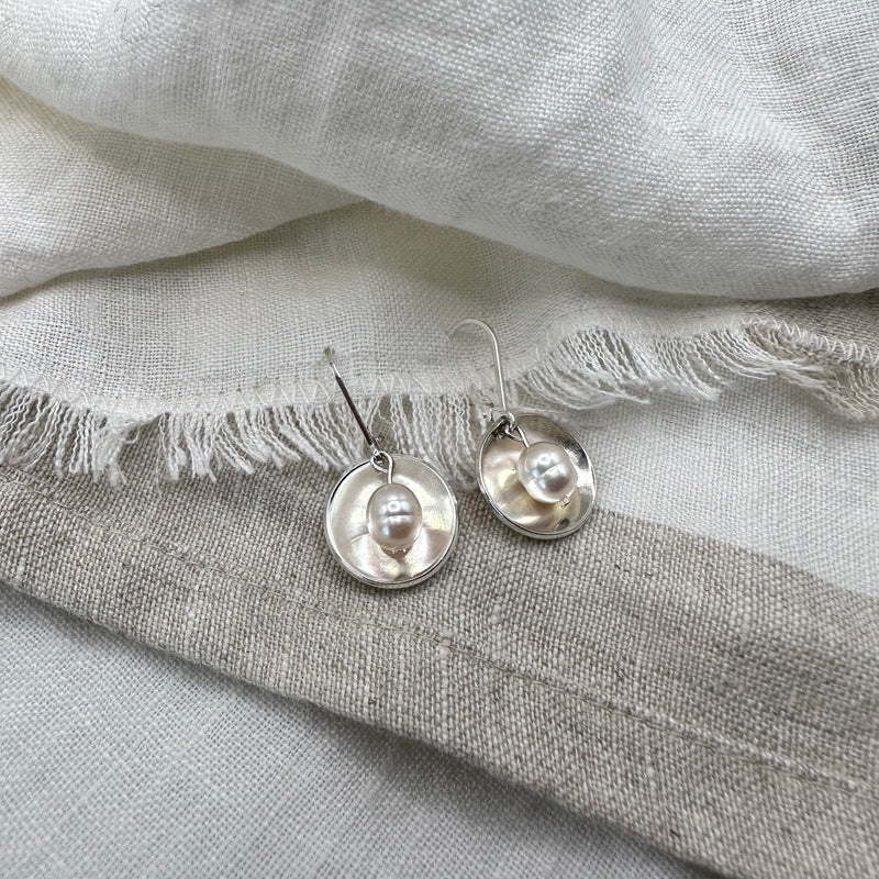 Glow, Pearl Earrings